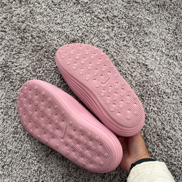 Nike ReactX Rejuven8 - Picture 6 of 7